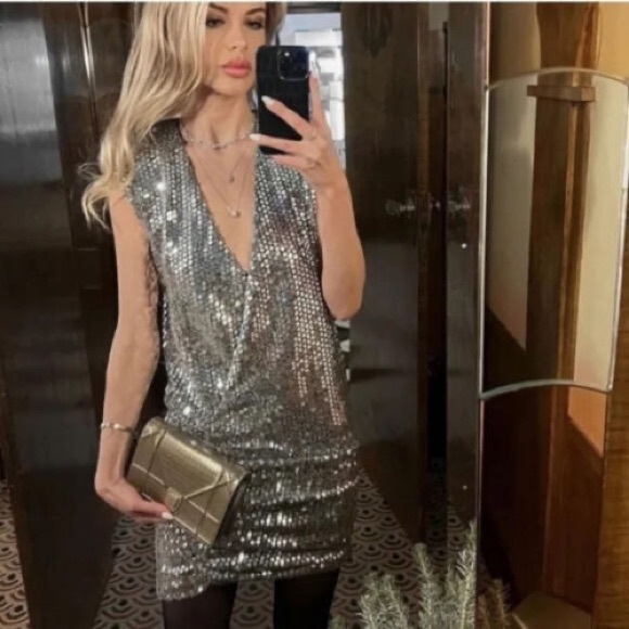 Zara sequins dress - Picture 5 of 9